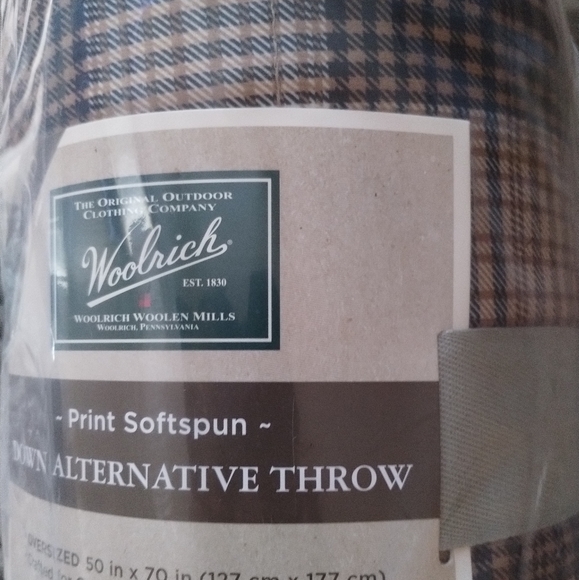 Woolrich Tasha Softspun Down Alternative Filled Oversized Throw  - Picture 6 of 6
